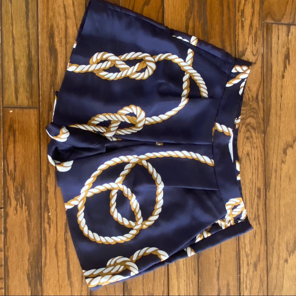 High waist orinted Shorts.